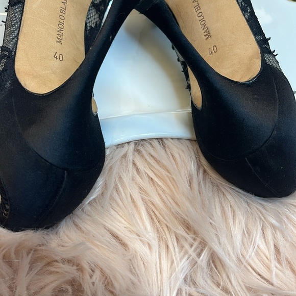 MANOLO BLAHNIK HEELS - Picture 4 of 9